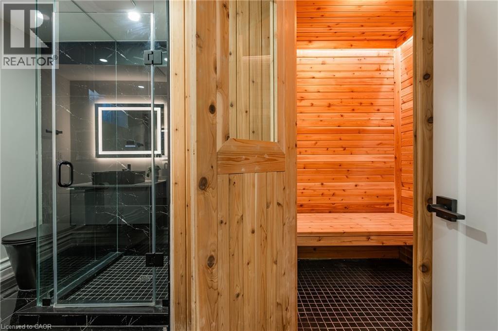 14 Crescent Road, Oakville, Ontario L6K 1W4 - Photo 41 - 40786285