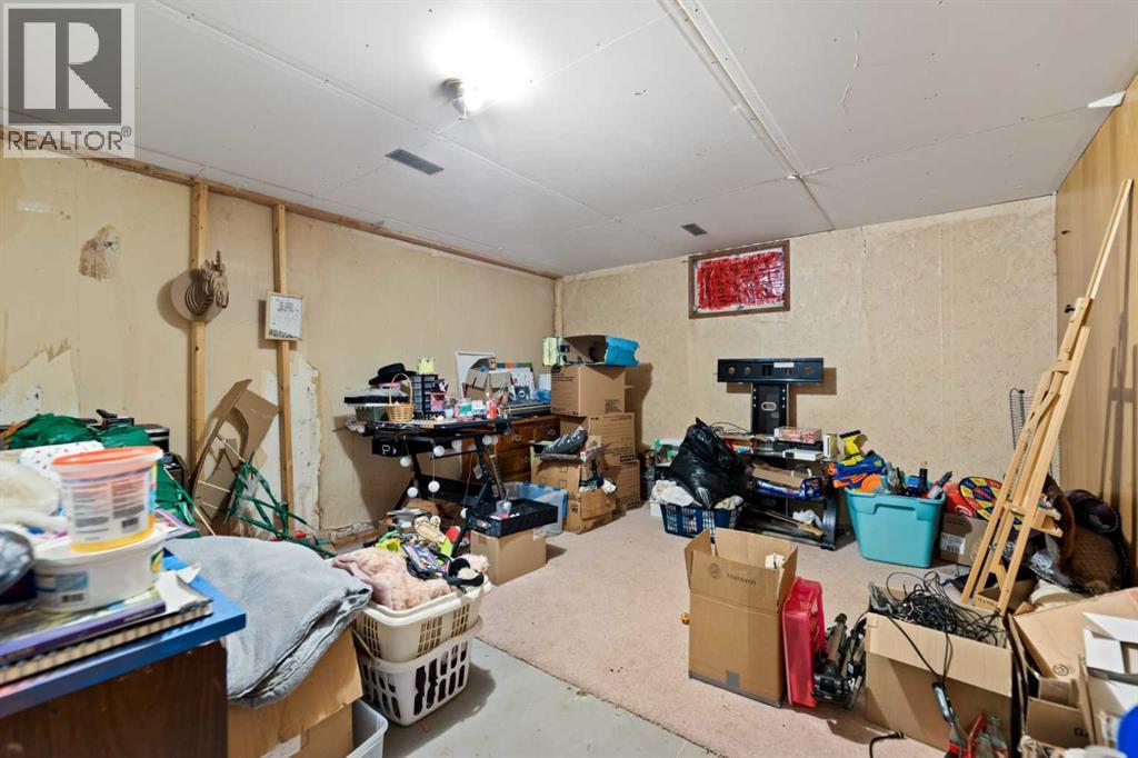 325 Aberdeen Avenue, Carbon, Alberta  T0M 0L0 - Photo 16 - A2266861