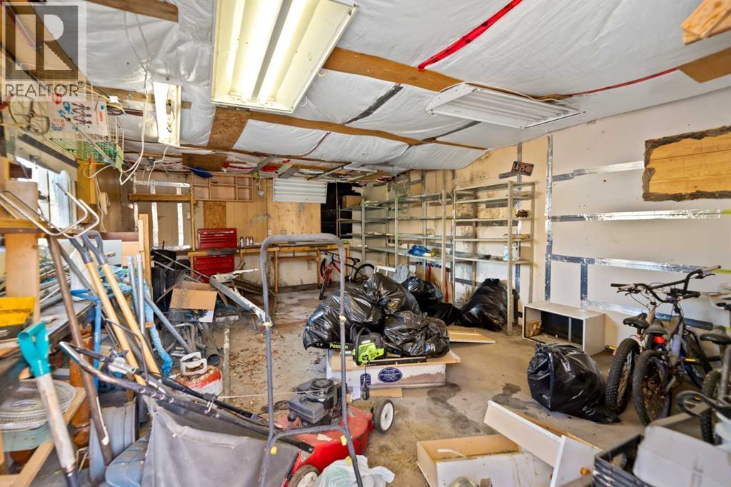 325 Aberdeen Avenue, Carbon, Alberta  T0M 0L0 - Photo 24 - A2266861