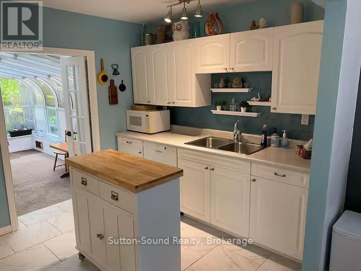 247 6th Street E, Owen Sound, Ontario N4K 1E8 - Photo 13 - X12521222