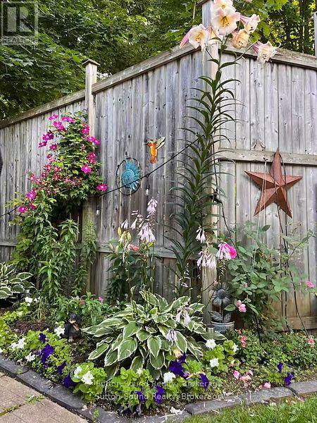 247 6th Street E, Owen Sound, Ontario N4K 1E8 - Photo 25 - X12521222