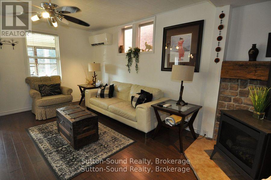 247 6th Street E, Owen Sound, Ontario N4K 1E8 - Photo 5 - X12521222