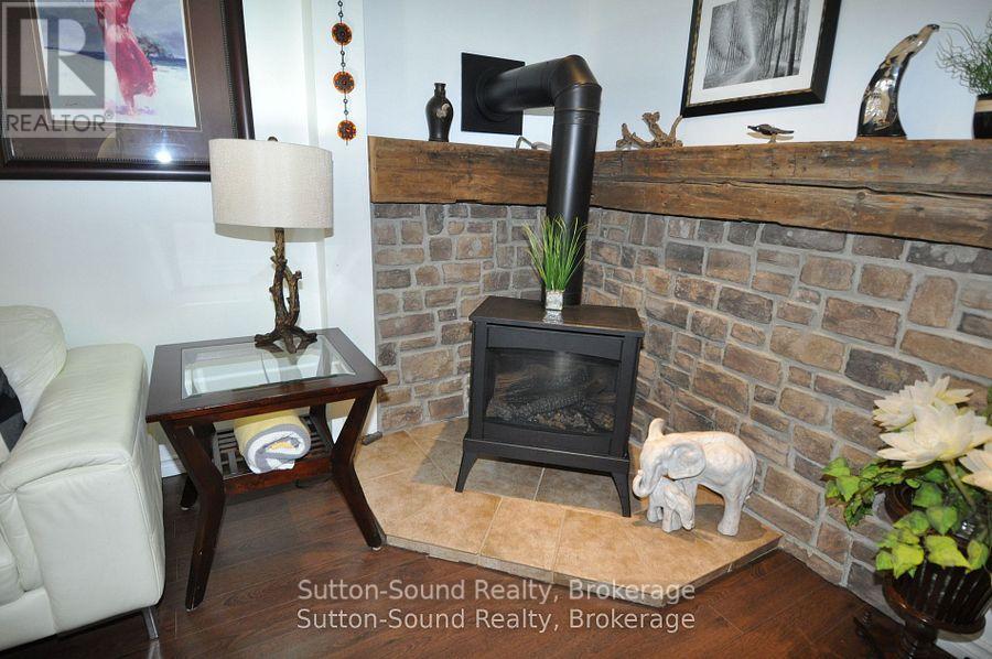 247 6th Street E, Owen Sound, Ontario N4K 1E8 - Photo 6 - X12521222