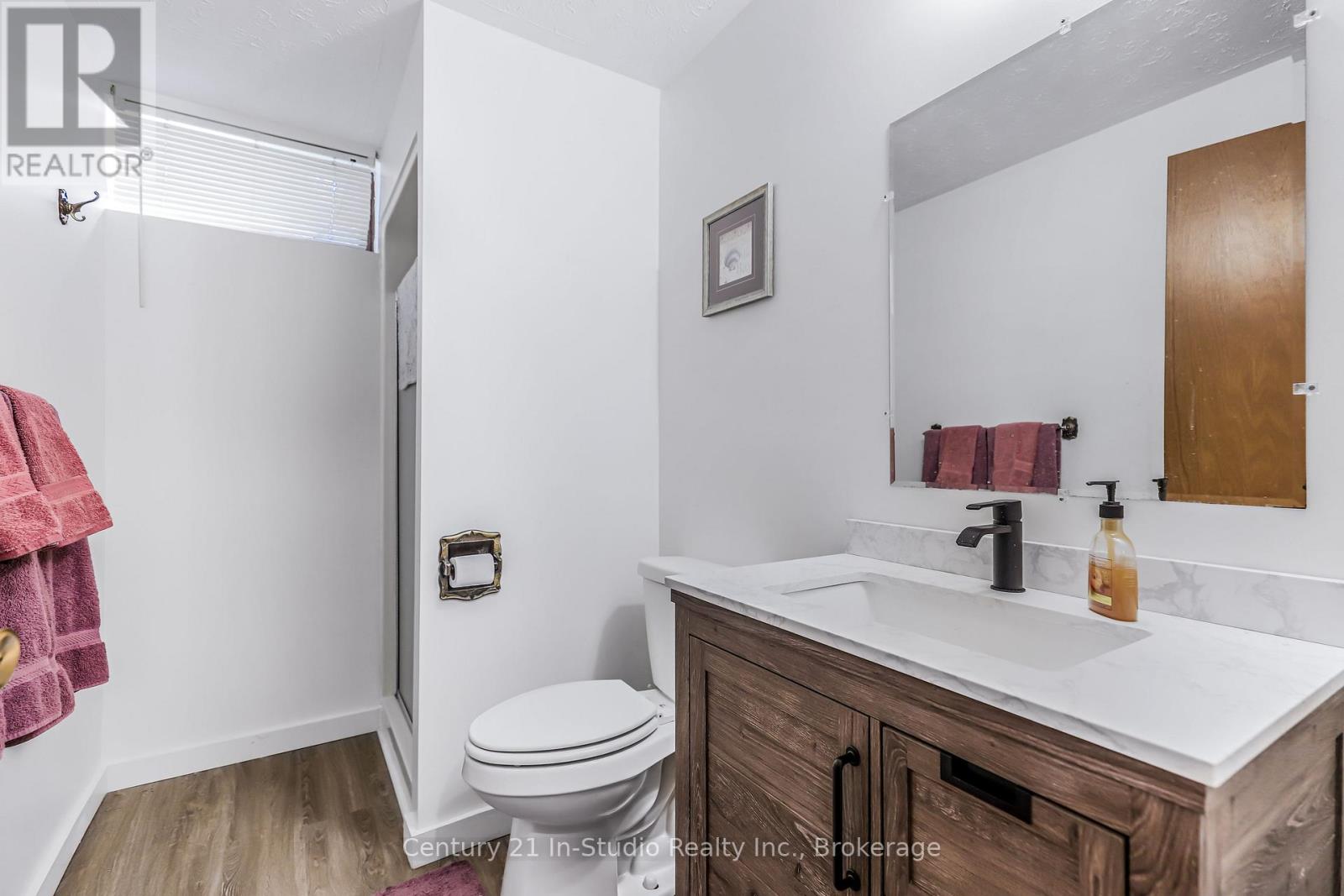 750 Baird Street, Kincardine, Ontario N2Z 1M3 - Photo 42 - X12521310