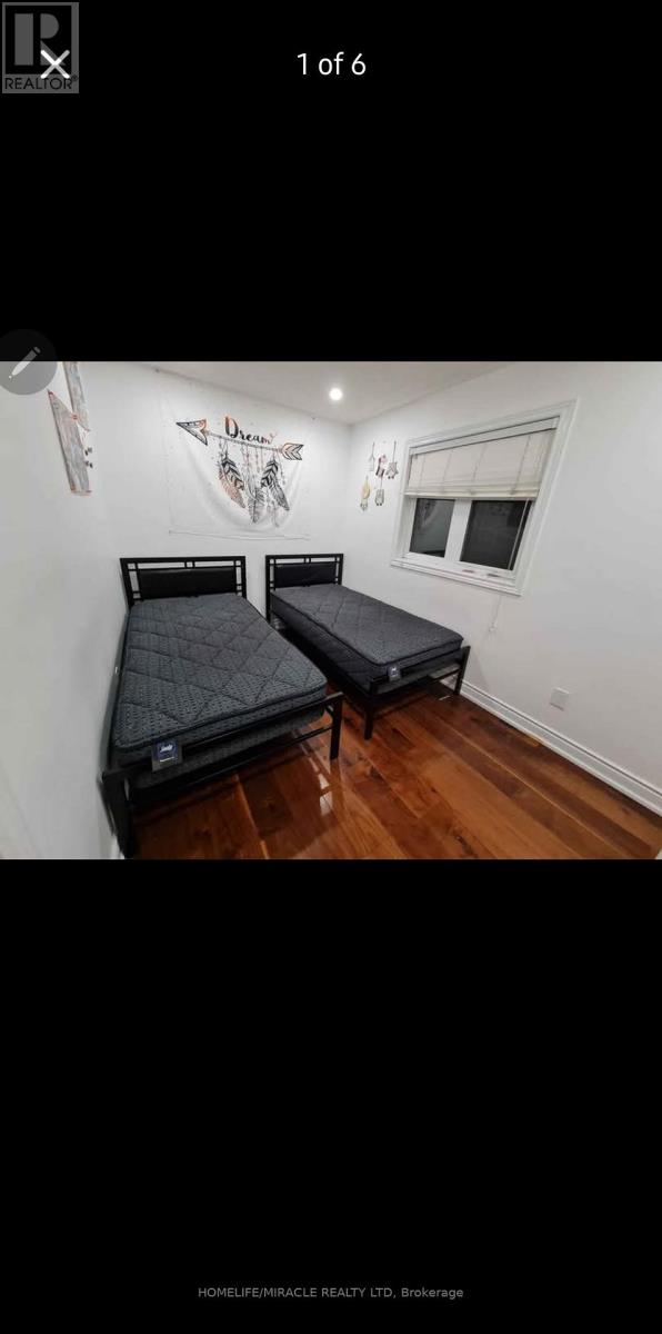 7153 Village Walk, Mississauga, Ontario  L5W 1X2 - Photo 13 - W12520034