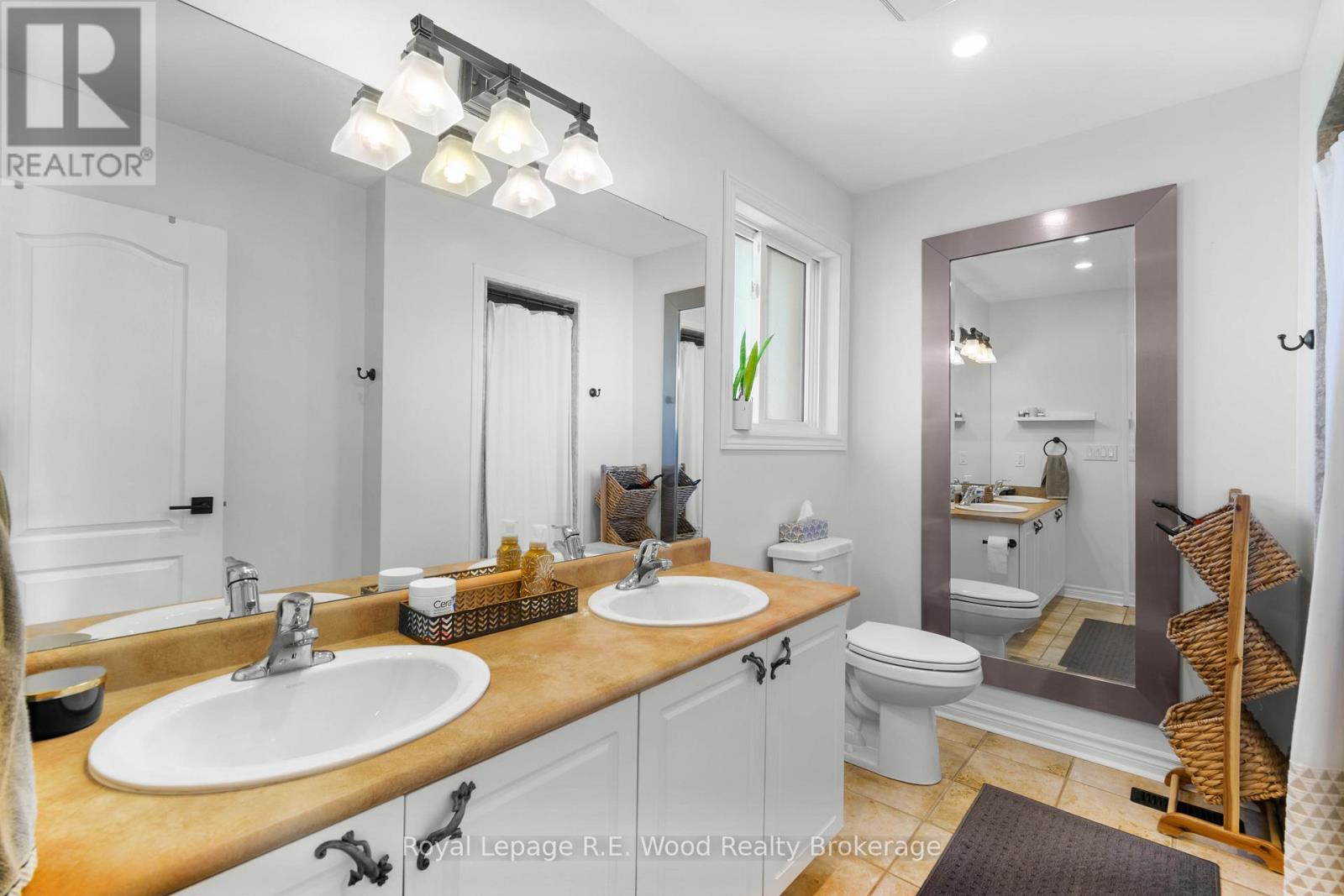 6 Owen Street, Ingersoll, Ontario  N5C 4H3 - Photo 16 - X12521318