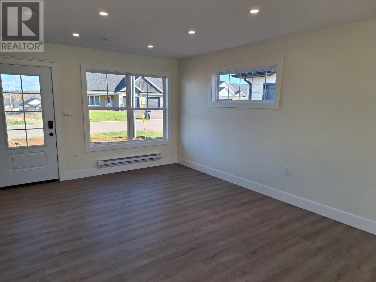 86 Brooklyn Avenue, Charlottetown, Charlottetown, Prince Edward Island  C1E 3S2 - Photo 4 - 202527489