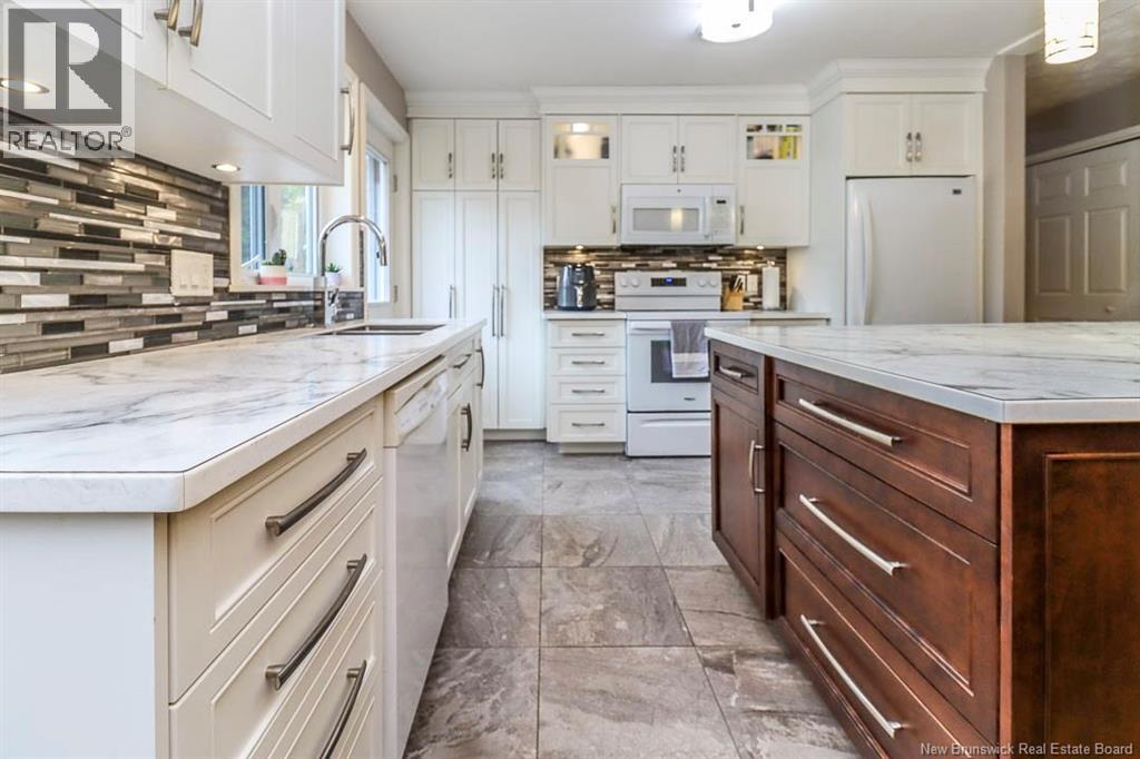 8 Parkwood Drive, Quispamsis, New Brunswick  E2E 1P3 - Photo 5 - NB129808