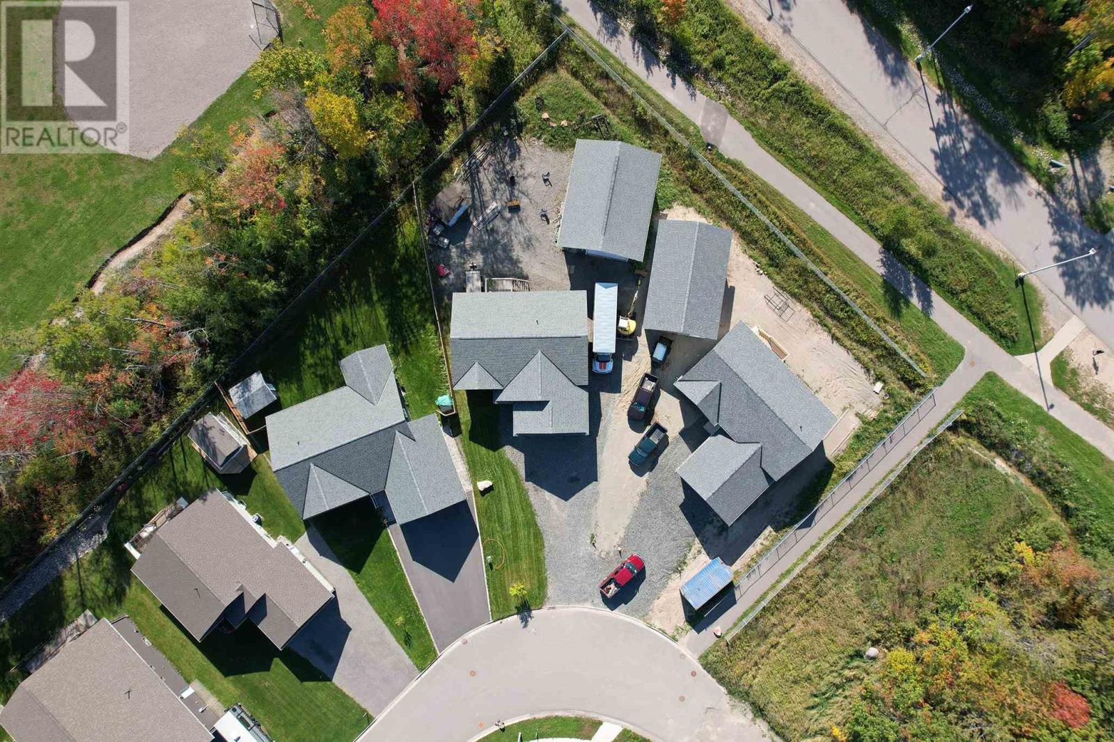 39 Saddle Cres, Sault Ste. Marie, Ontario P6A 2G3 - Photo 5 - SM252816