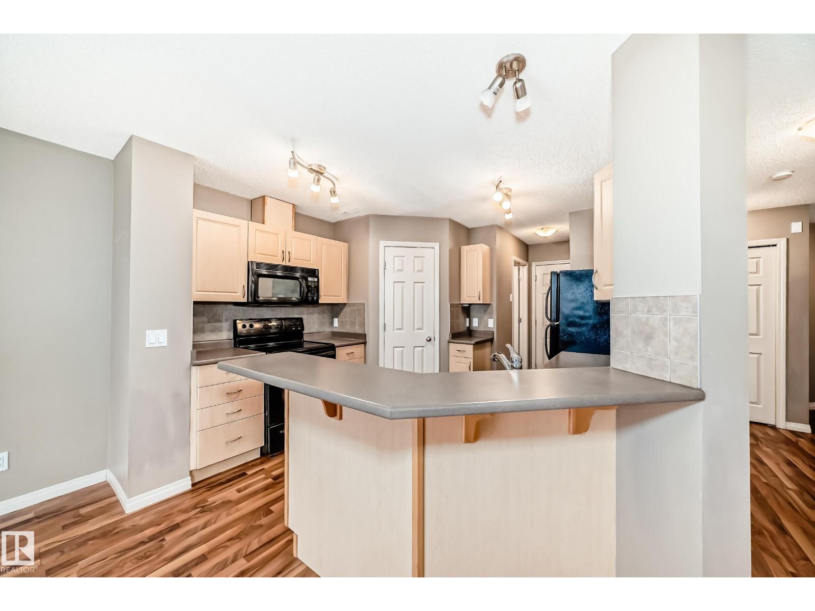 #33 1128 156 St Nw, Edmonton, Alberta T6R 0C9 - Photo 5 - E4461821