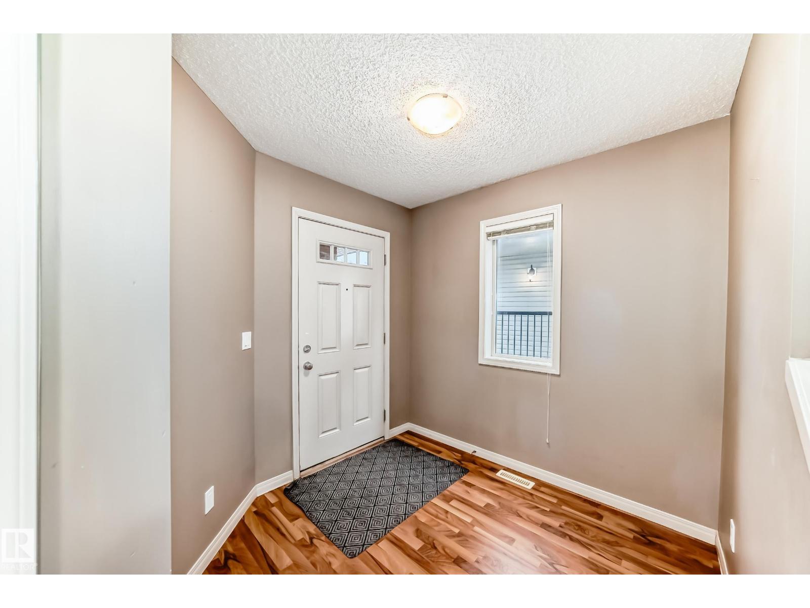 #33 1128 156 St Nw, Edmonton, Alberta T6R 0C9 - Photo 3 - E4461821