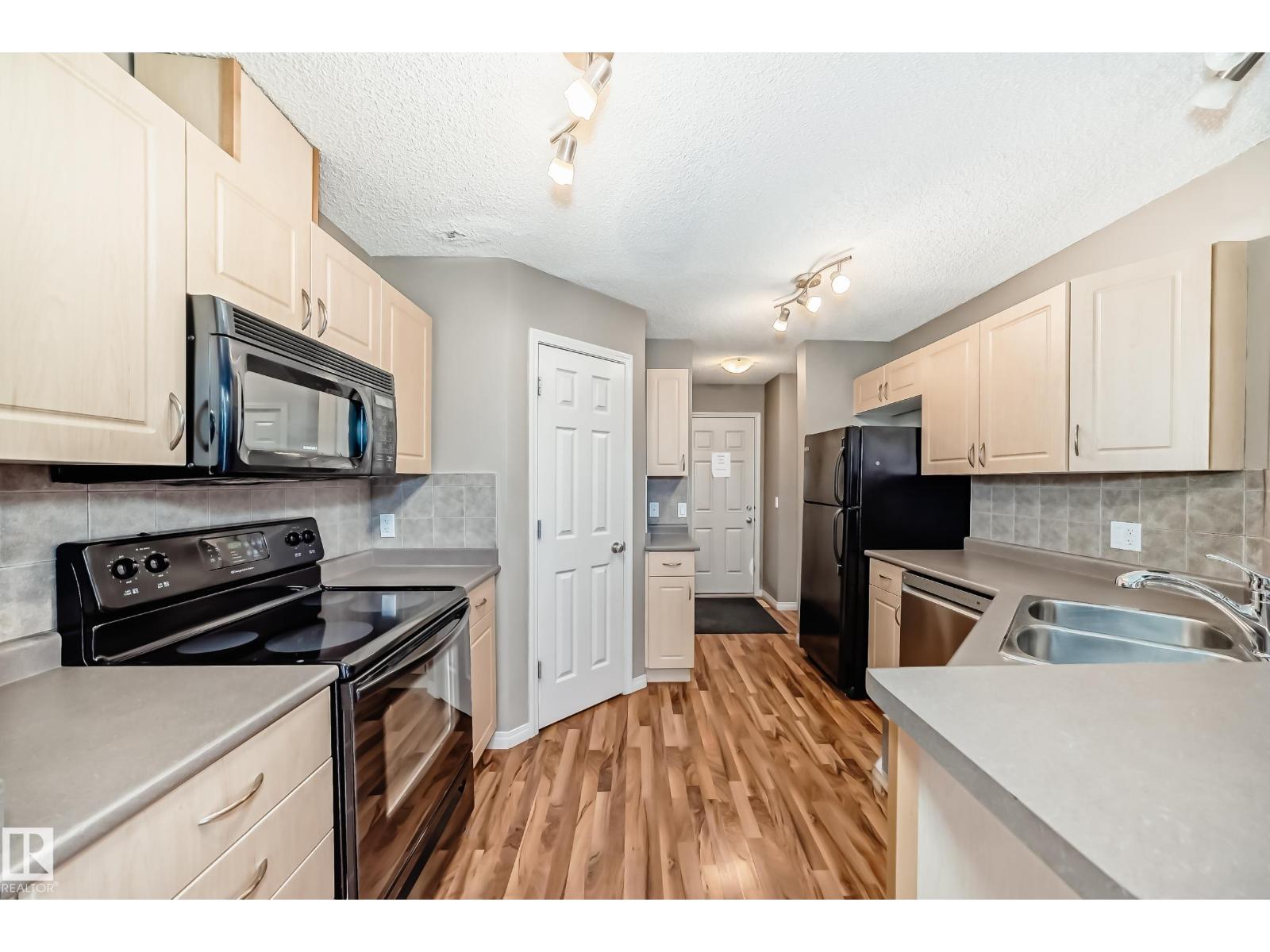 #33 1128 156 St Nw, Edmonton, Alberta T6R 0C9 - Photo 7 - E4461821