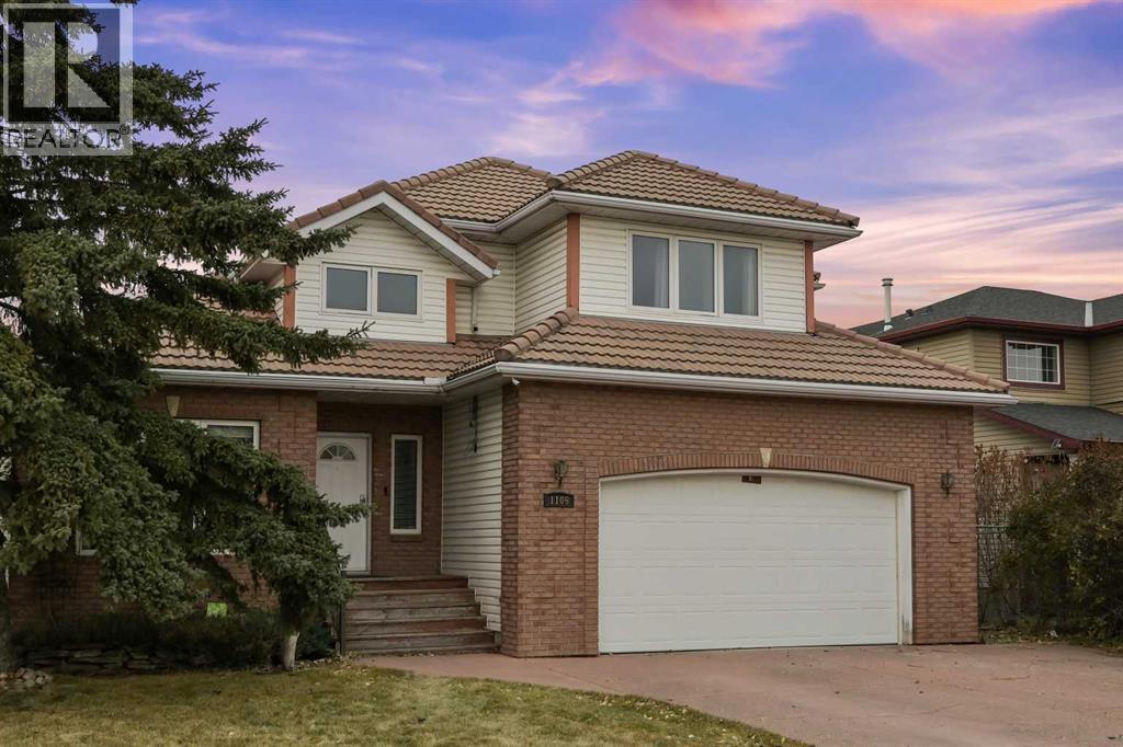 1106 Stevens Street, Crossfield, Alberta  T0M 0S0 - Photo 1 - A2268508