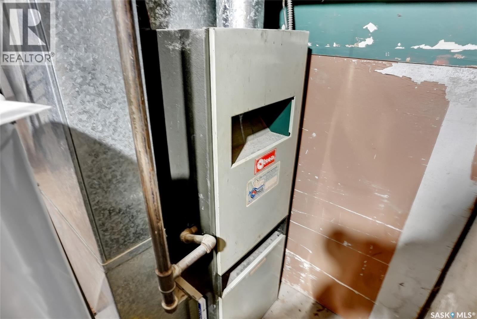 1127 2nd Avenue Nw, Moose Jaw, Saskatchewan  S6H 3R4 - Photo 43 - SK023622