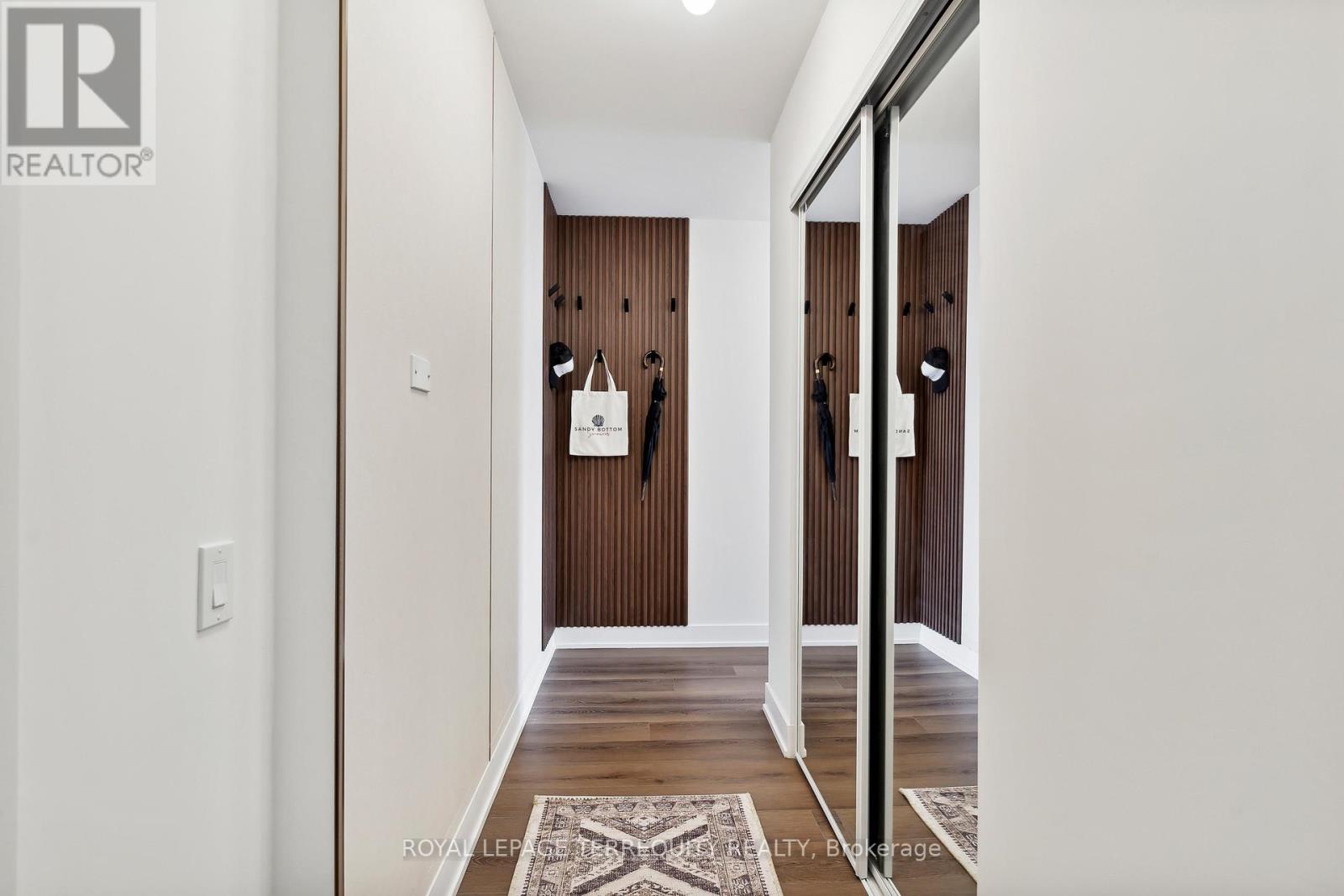 607 - 1285 Queen Street E, Toronto, Ontario  M4L 1C2 - Photo 4 - E12521068