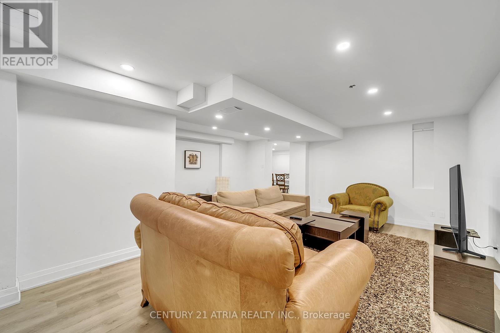 65 Worthington Avenue, Richmond Hill, Ontario  L4E 2S6 - Photo 34 - N12412105