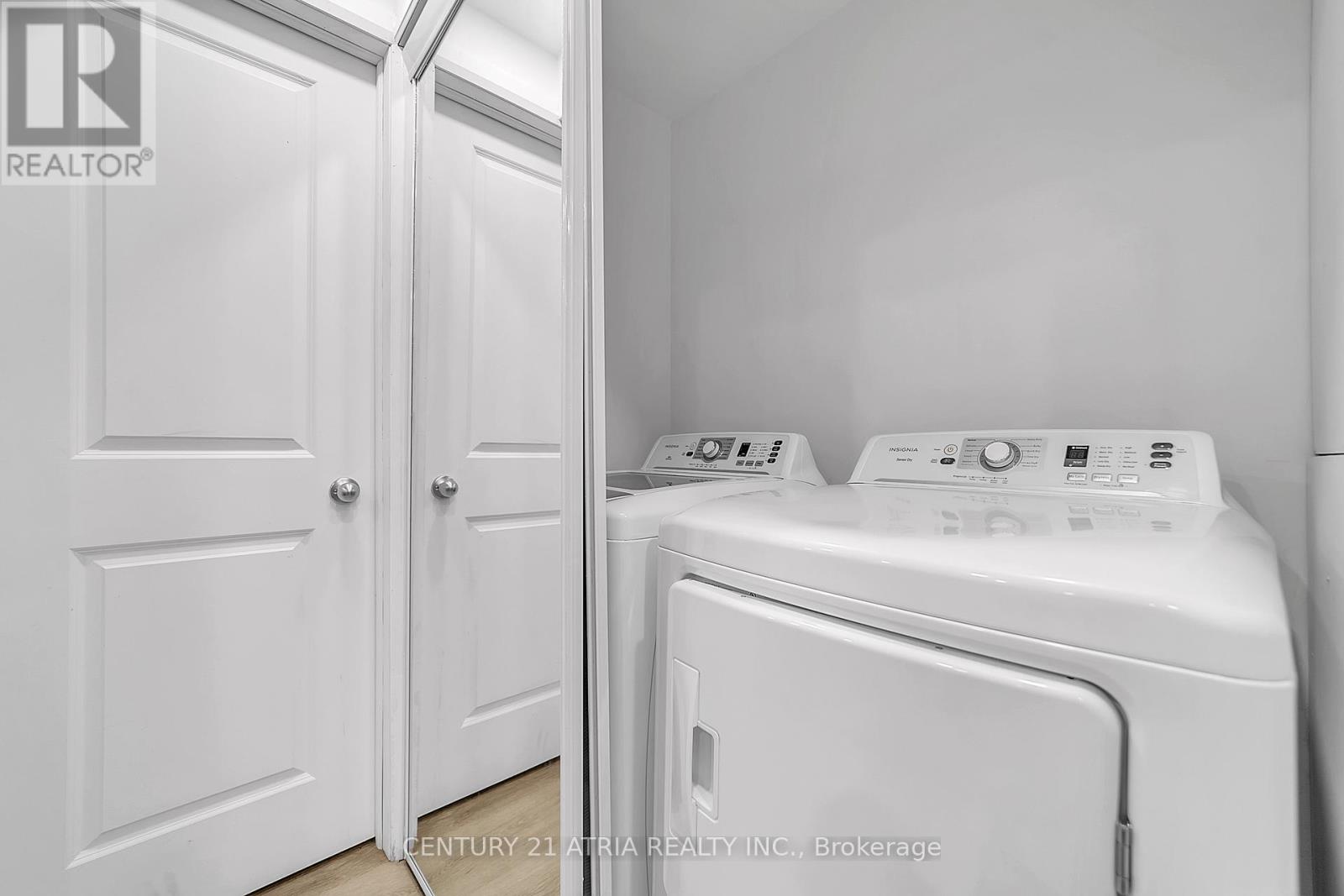 65 Worthington Avenue, Richmond Hill, Ontario  L4E 2S6 - Photo 39 - N12412105