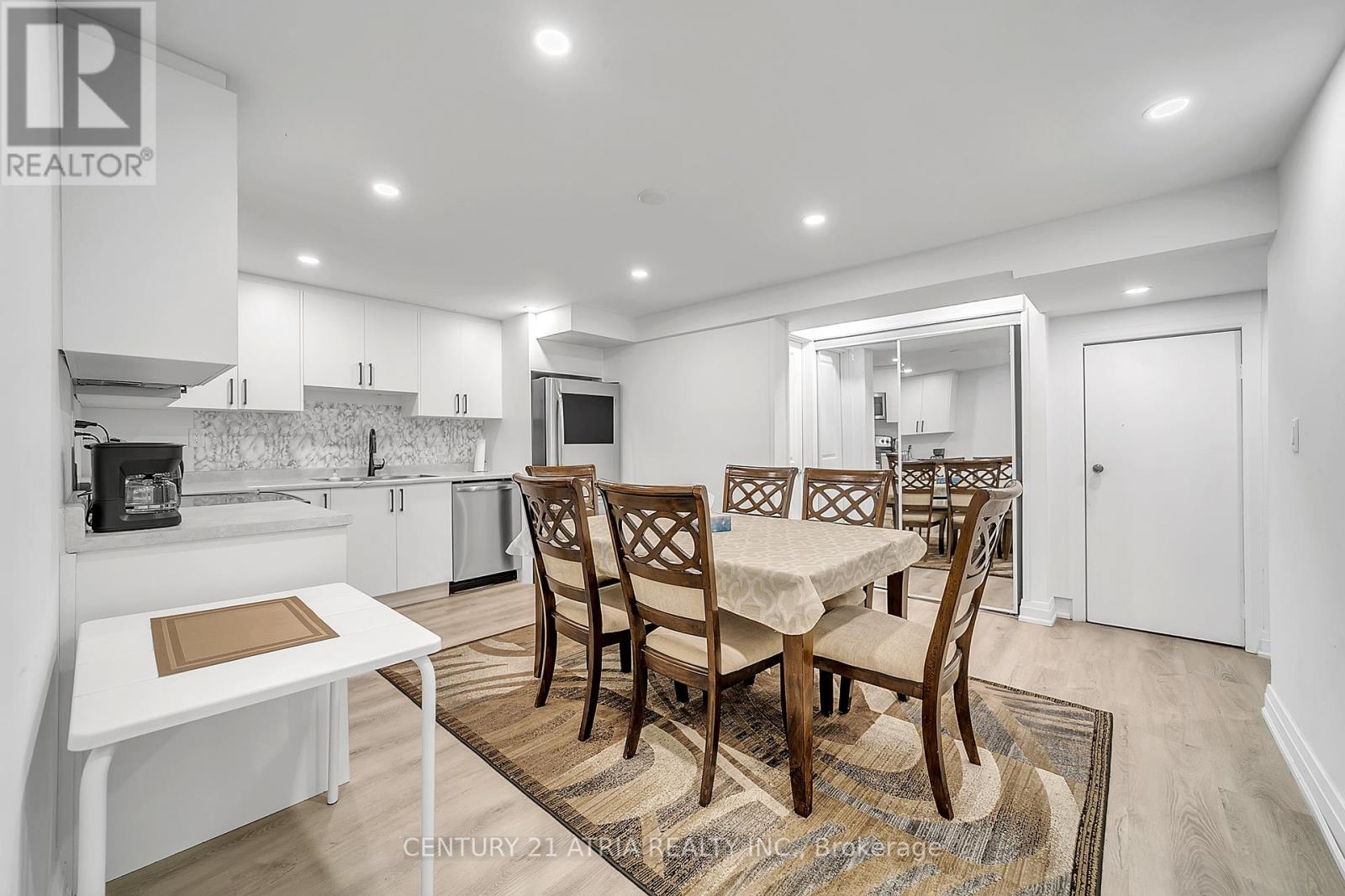 65 Worthington Avenue, Richmond Hill, Ontario  L4E 2S6 - Photo 35 - N12412105