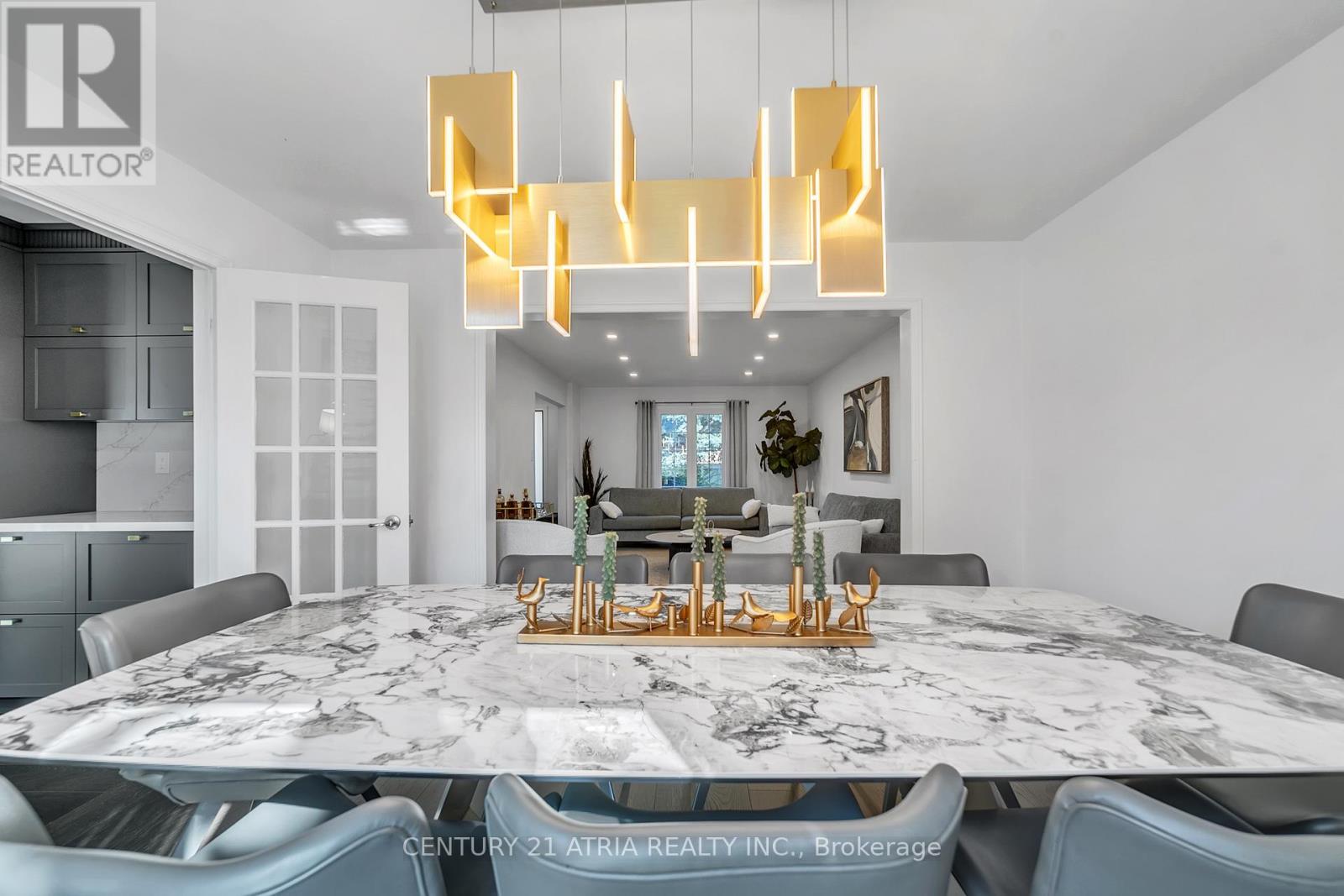 65 Worthington Avenue, Richmond Hill, Ontario  L4E 2S6 - Photo 9 - N12412105