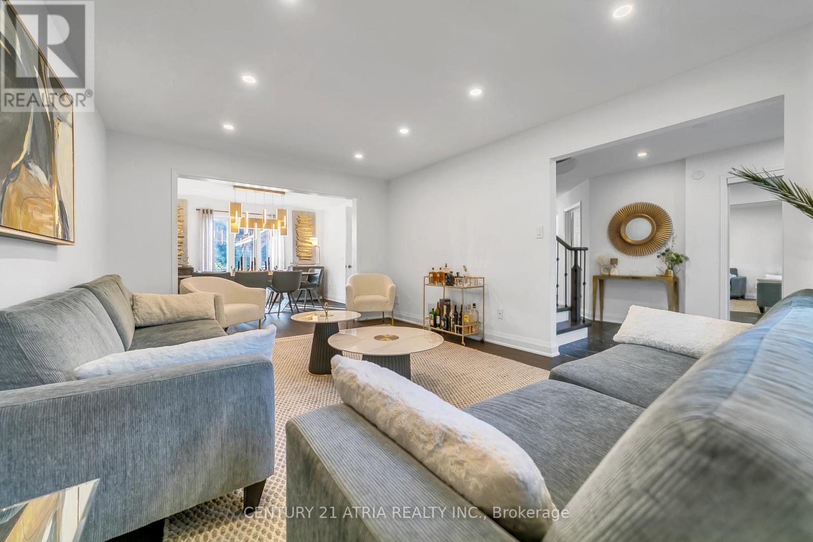 65 Worthington Avenue, Richmond Hill, Ontario  L4E 2S6 - Photo 5 - N12412105