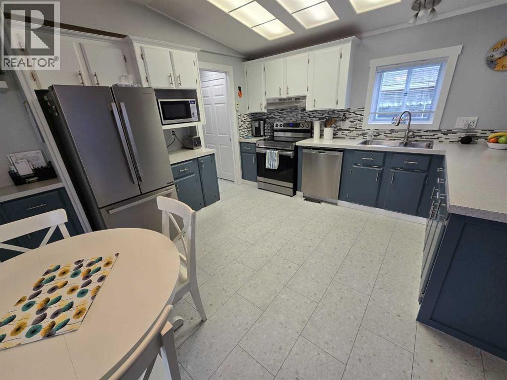 2906 30 Avenue S, Lethbridge, Alberta  T1K 6S7 - Photo 10 - A2266757