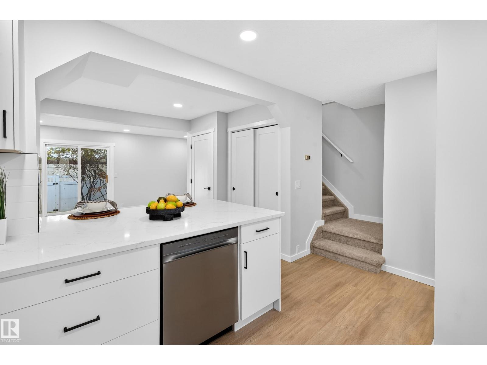 #36 9619 180 St Nw, Edmonton, Alberta T5T 4L9 - Photo 4 - E4465051