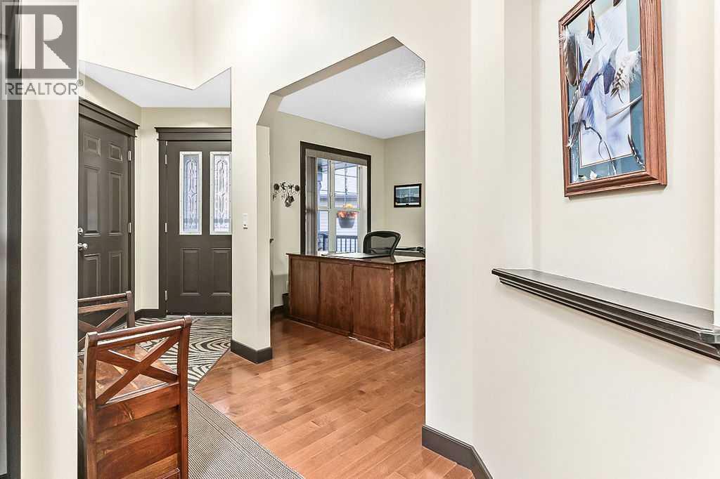 263 Willow Ridge Manor Sw, Diamond Valley, Alberta  T0L 0H0 - Photo 3 - A2268017