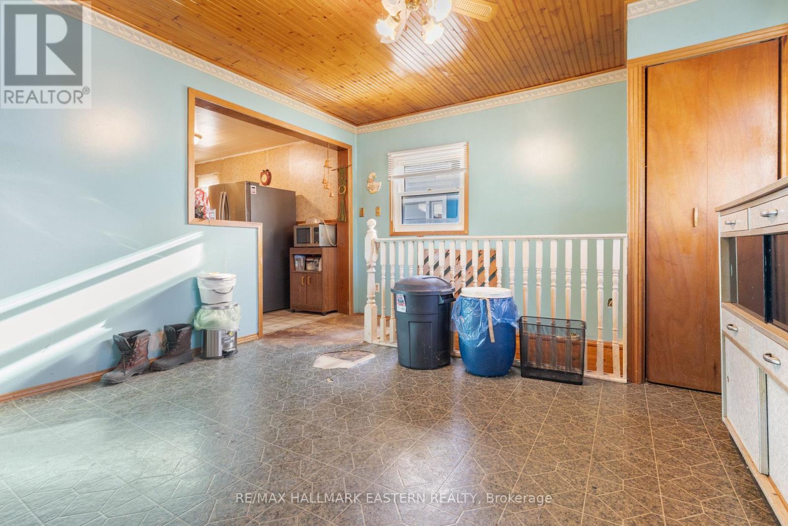 7 Wallace Street, Peterborough, Ontario K9H 1A8 - Photo 16 - X12521396