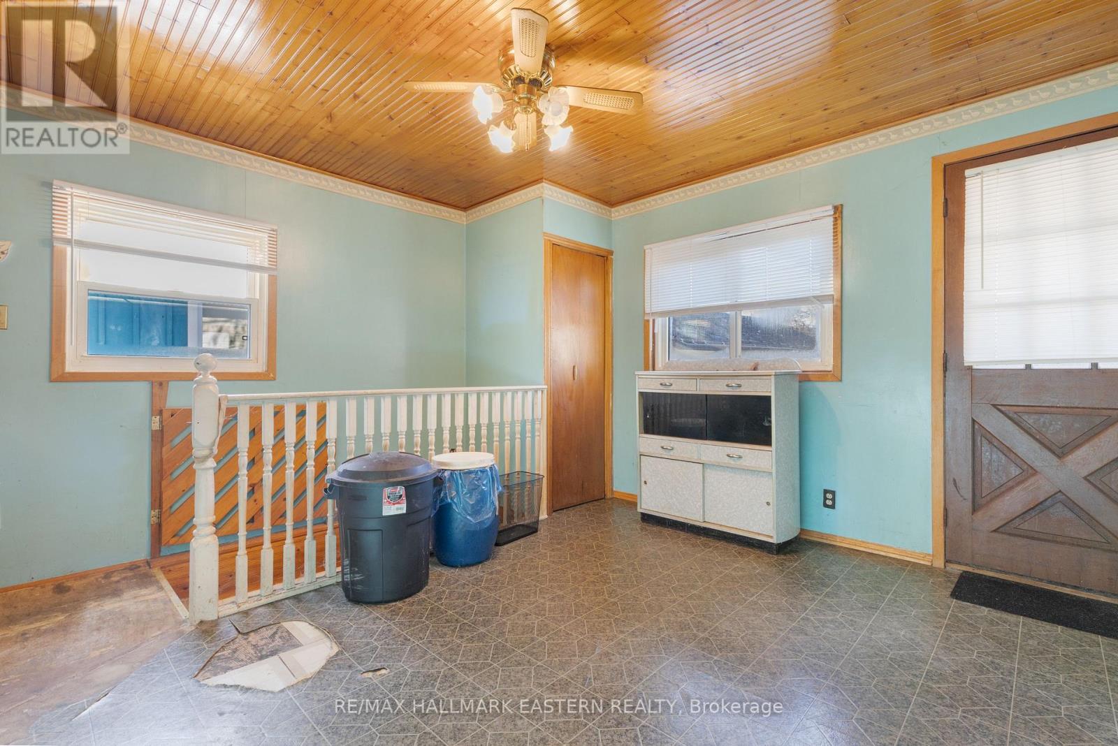 7 Wallace Street, Peterborough, Ontario K9H 1A8 - Photo 18 - X12521396