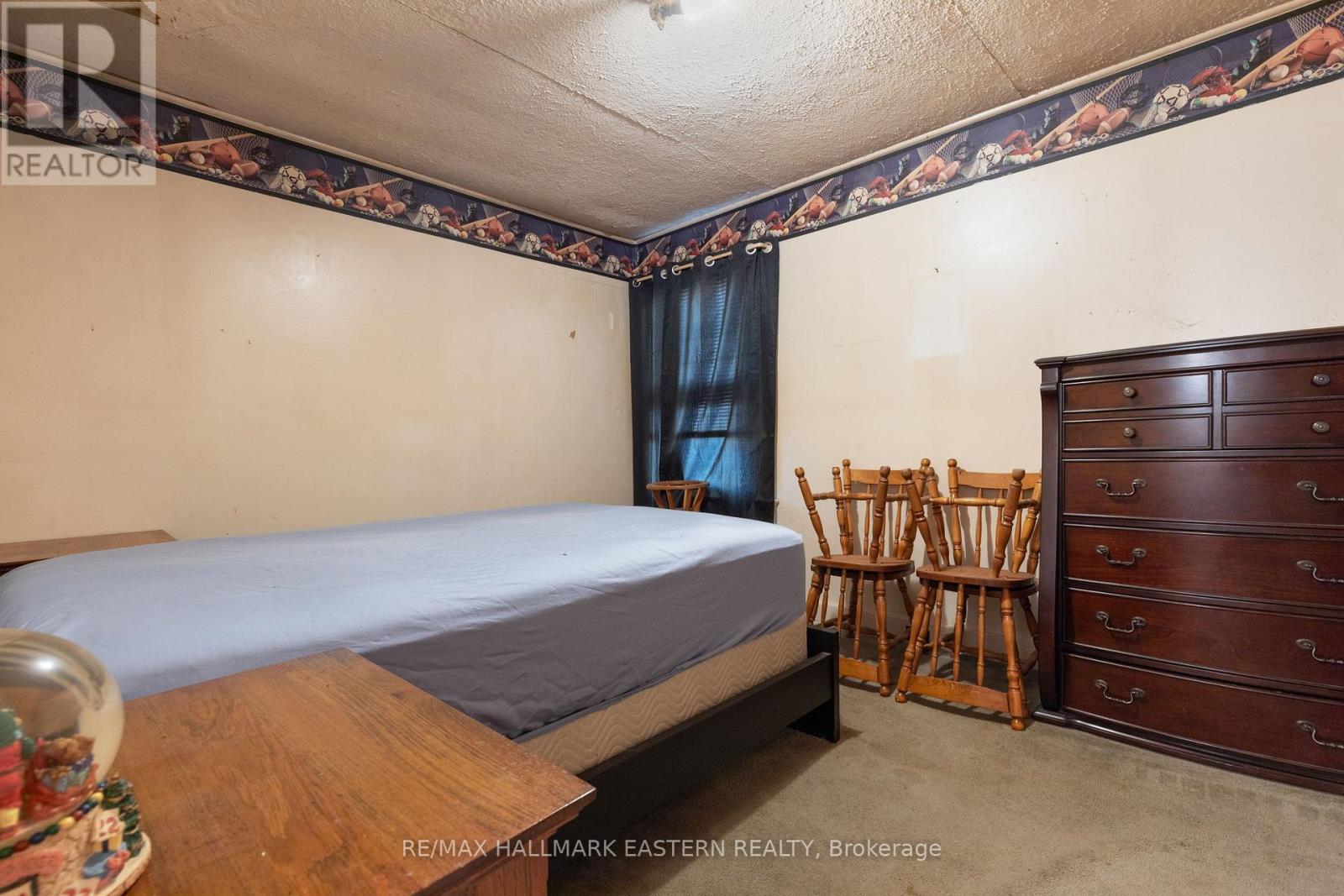 7 Wallace Street, Peterborough, Ontario K9H 1A8 - Photo 19 - X12521396