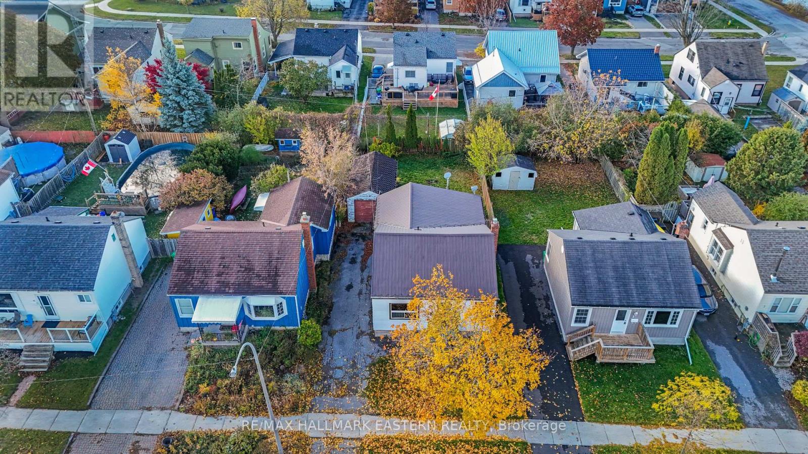 7 Wallace Street, Peterborough, Ontario K9H 1A8 - Photo 2 - X12521396