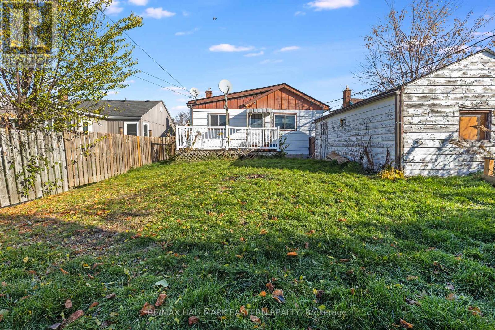 7 Wallace Street, Peterborough, Ontario K9H 1A8 - Photo 35 - X12521396