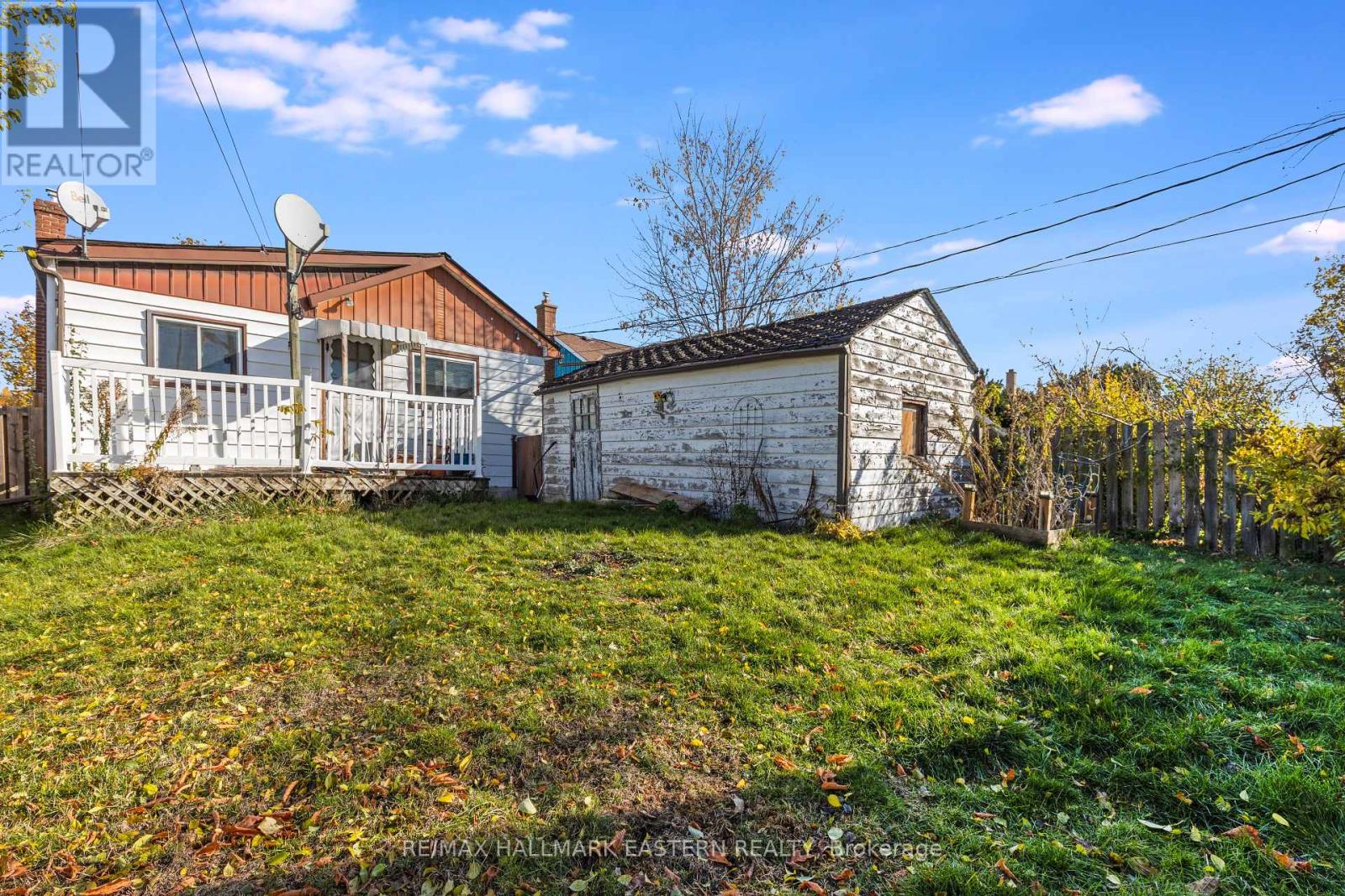 7 Wallace Street, Peterborough, Ontario K9H 1A8 - Photo 36 - X12521396