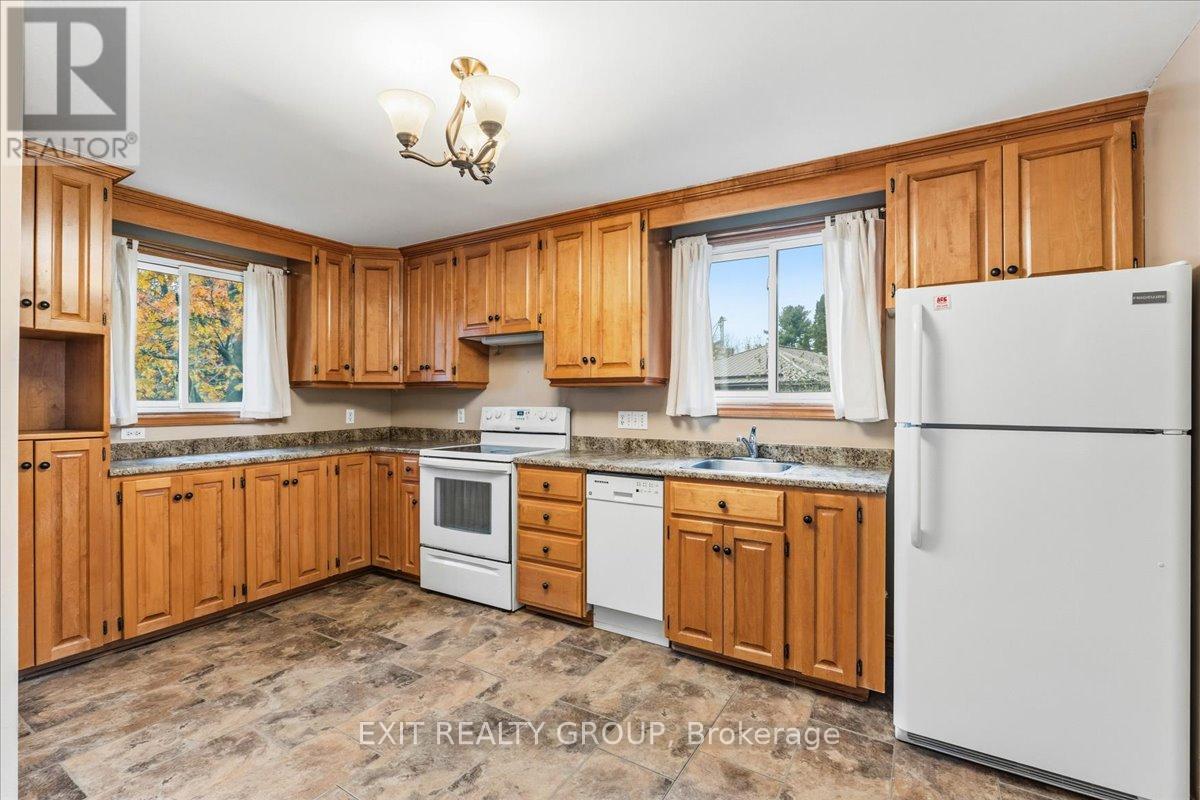 18178 Telephone Road, Quinte West, Ontario K8V 5P4 - Photo 10 - X12521540