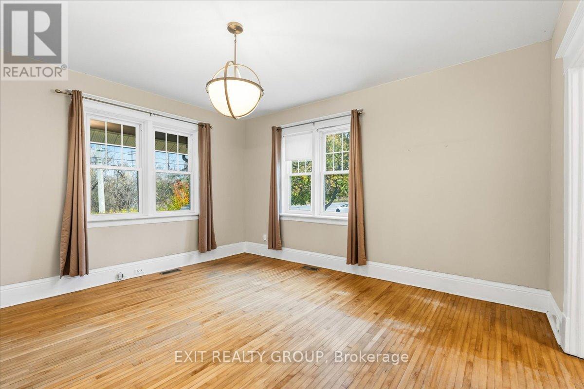 18178 Telephone Road, Quinte West, Ontario K8V 5P4 - Photo 3 - X12521540