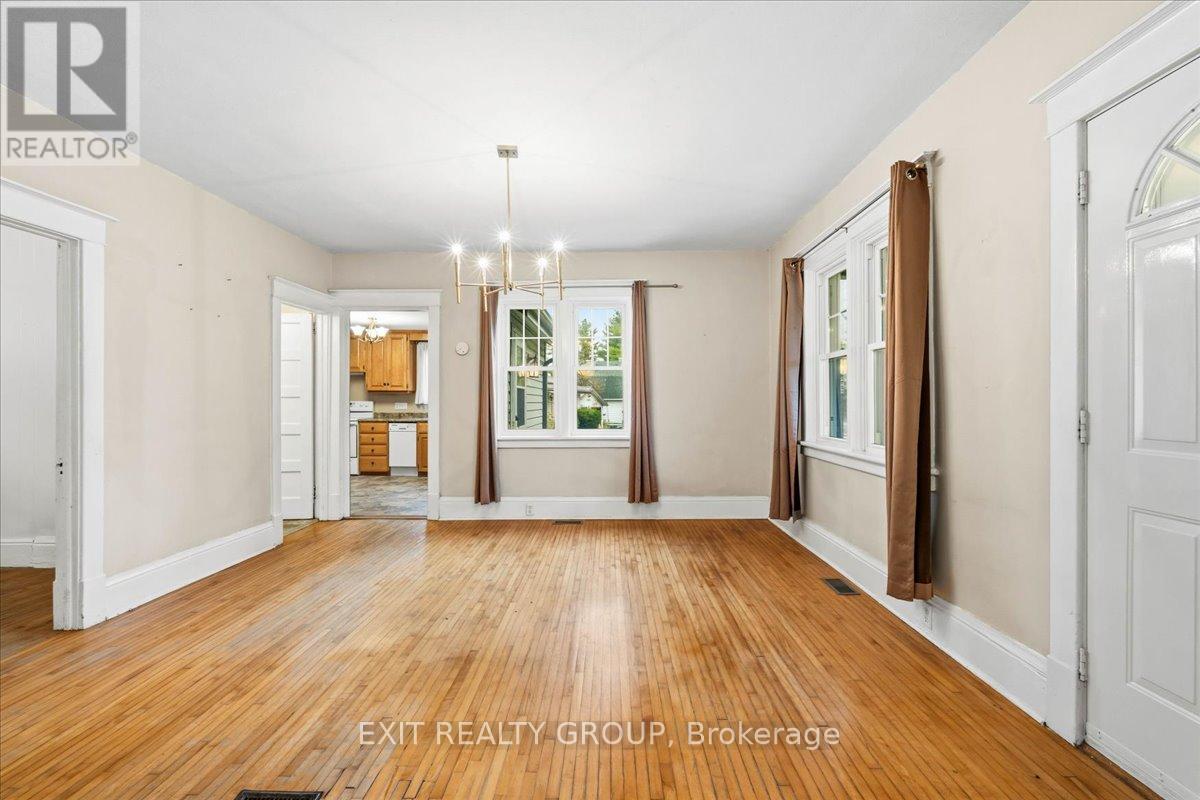 18178 Telephone Road, Quinte West, Ontario K8V 5P4 - Photo 5 - X12521540