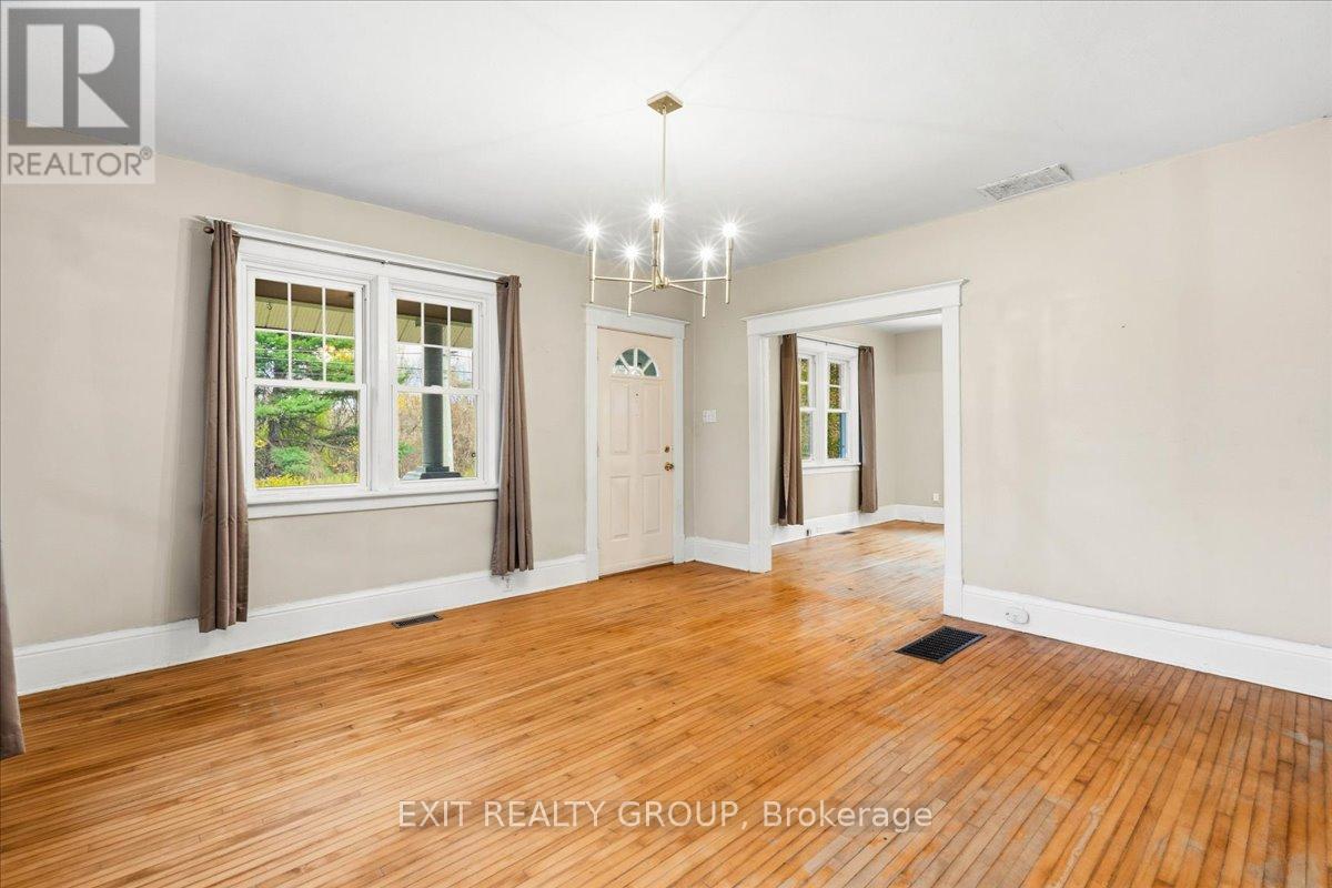 18178 Telephone Road, Quinte West, Ontario K8V 5P4 - Photo 8 - X12521540