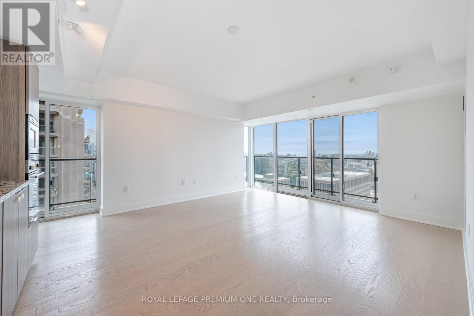 2607 - 955 Bay Street, Toronto, Ontario  M5S 0C6 - Photo 9 - C12521214