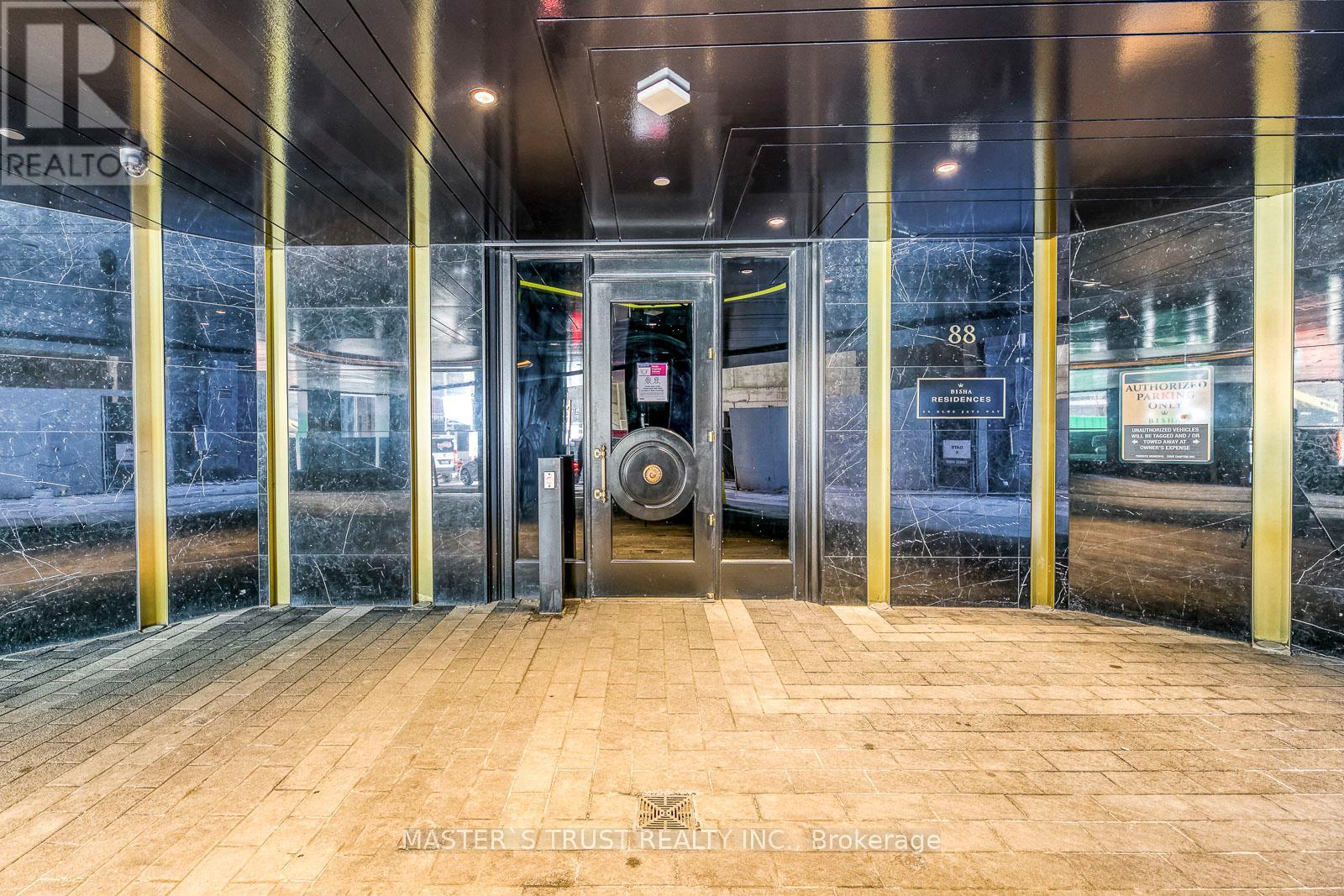 1505 - 88 Blue Jays Way, Toronto, Ontario  M5V 2G3 - Photo 2 - C12521230