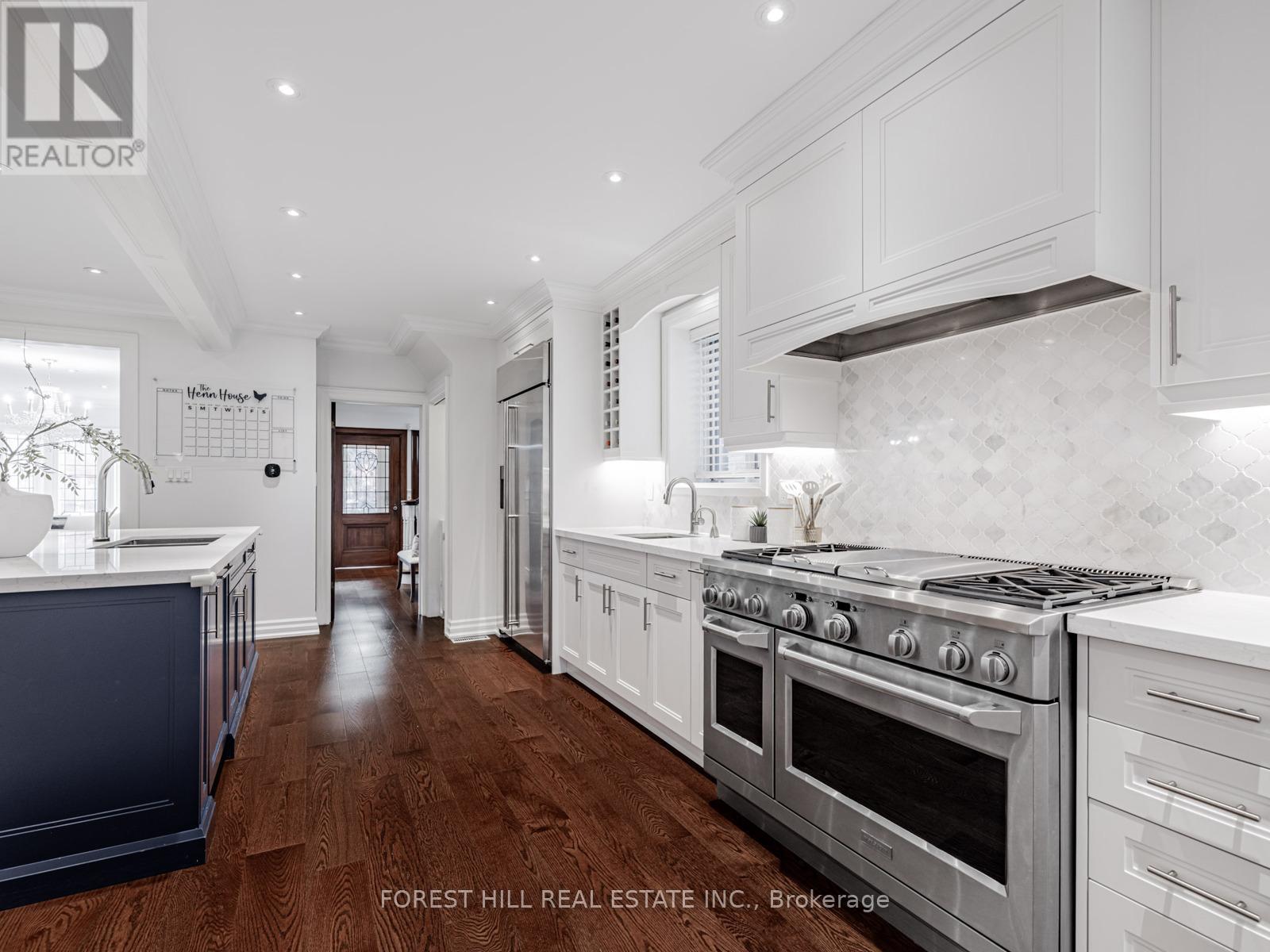 582 Briar Hill Avenue, Toronto, Ontario  M5N 1M9 - Photo 16 - C12521248