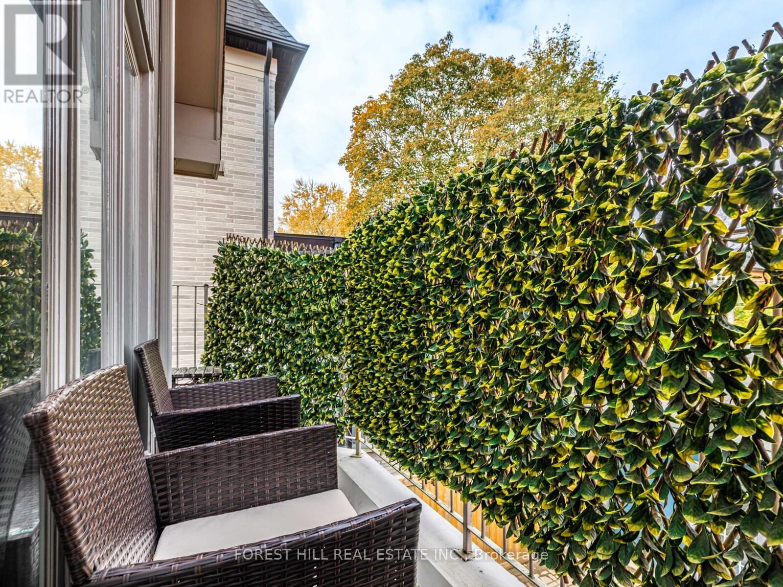 582 Briar Hill Avenue, Toronto, Ontario  M5N 1M9 - Photo 20 - C12521248