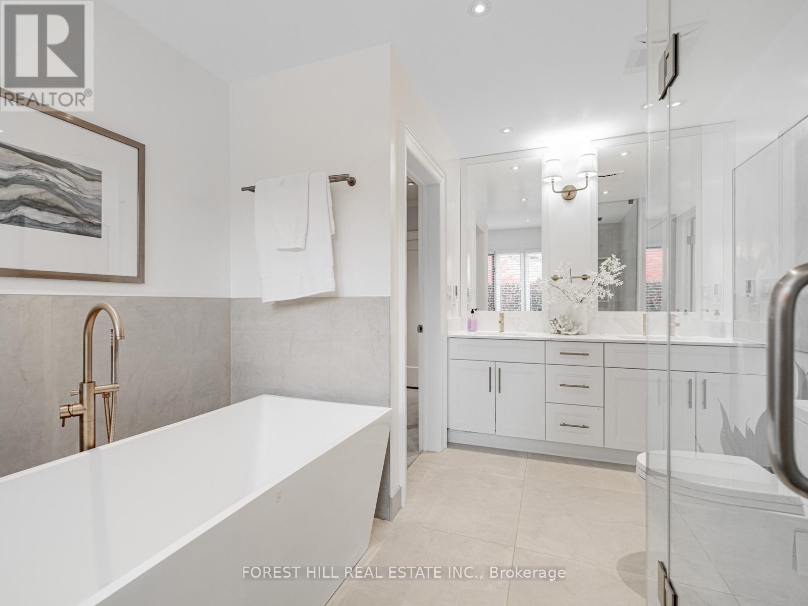 582 Briar Hill Avenue, Toronto, Ontario  M5N 1M9 - Photo 22 - C12521248