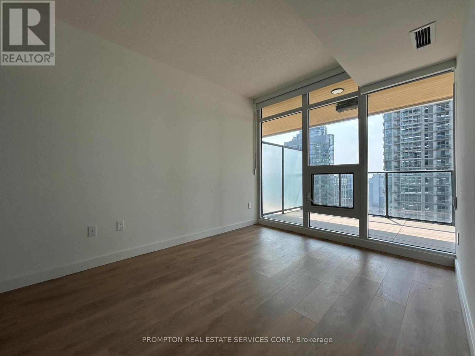 1908 - 1 Concord Cityplace Way, Toronto, Ontario  M5V 0X3 - Photo 6 - C12521336