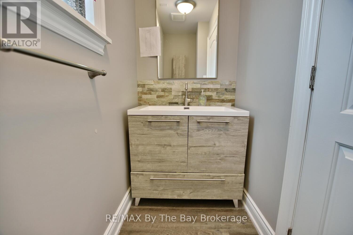 1535 Mosley Street, Wasaga Beach, Ontario  L9Z 2B7 - Photo 16 - S11969052