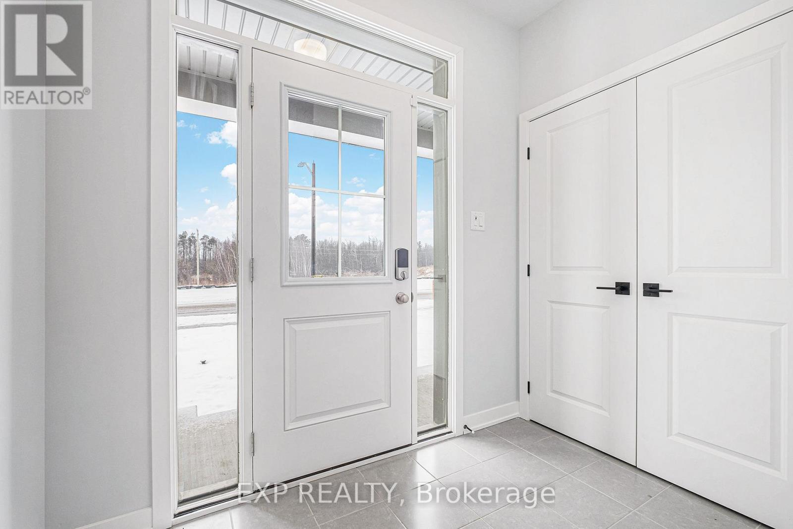 6360 Ottawa Street W, Ottawa, Ontario  K0A 2Z0 - Photo 2 - X12521400