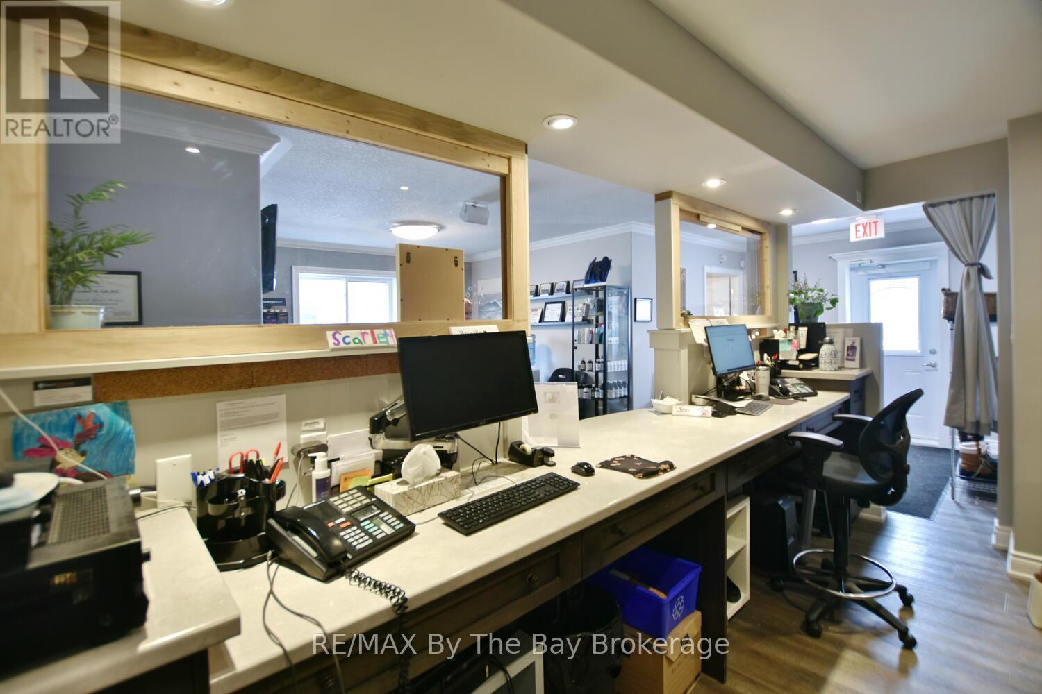 1535 Mosley Street, Wasaga Beach, Ontario  L9Z 2B7 - Photo 7 - S11969052