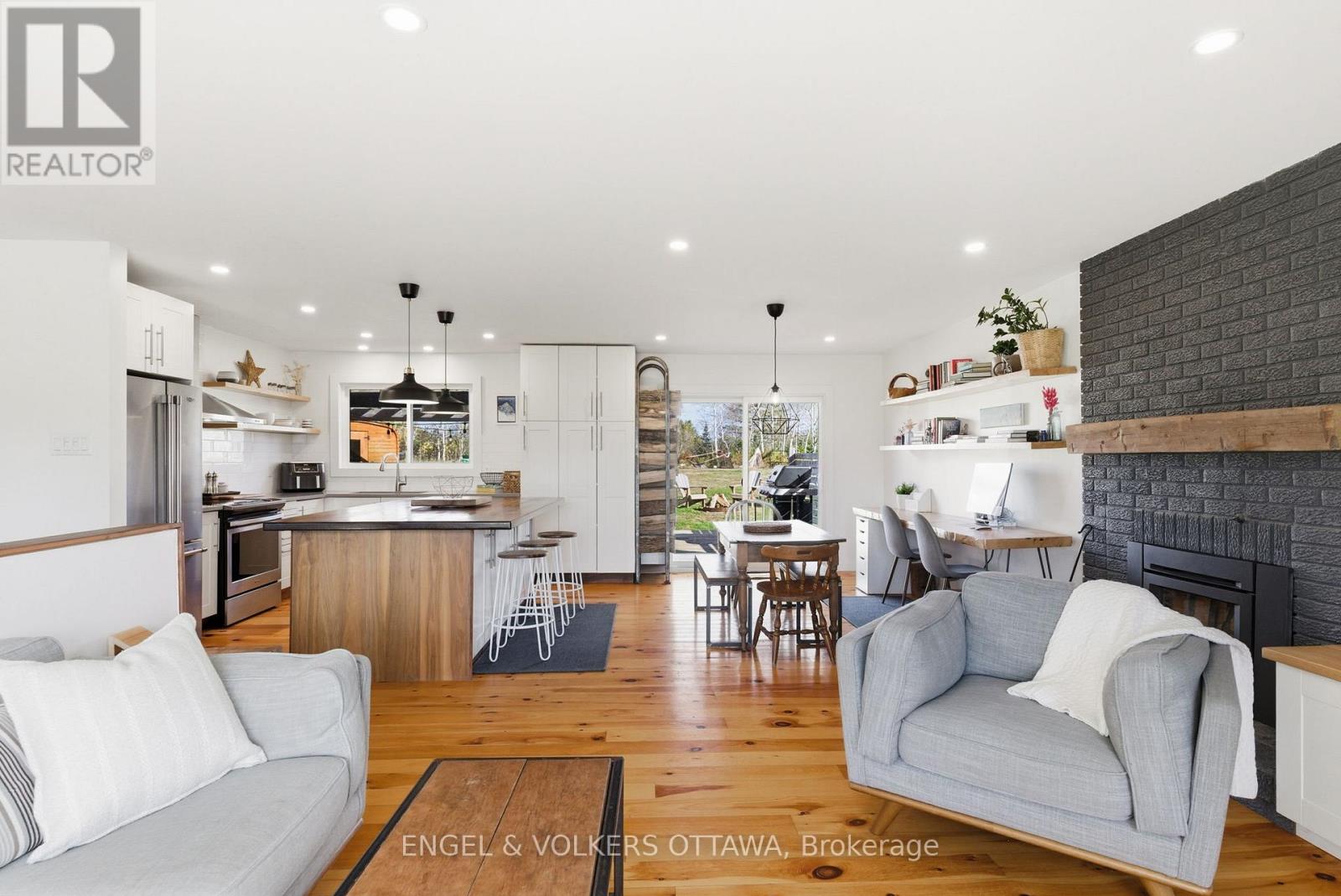 1816 Ramsay Concession 8 Concession, Mississippi Mills, Ontario K0A 1A0 - Photo 10 - X12521560