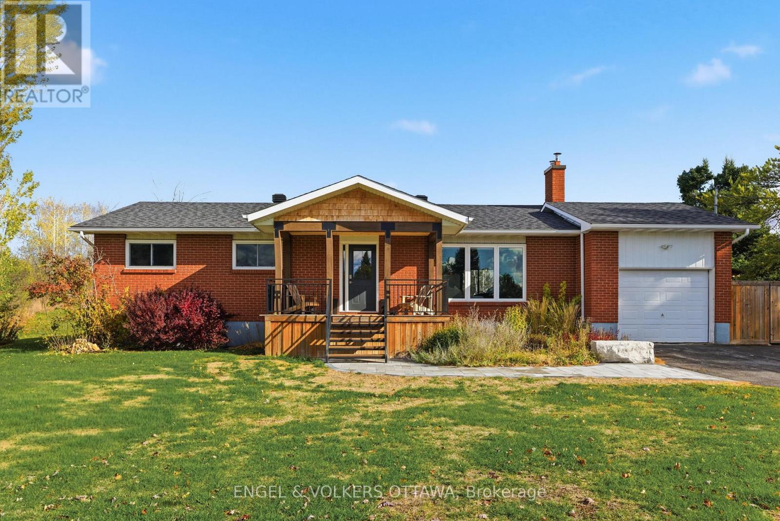 1816 Ramsay Concession 8 Concession, Mississippi Mills, Ontario K0A 1A0 - Photo 4 - X12521560