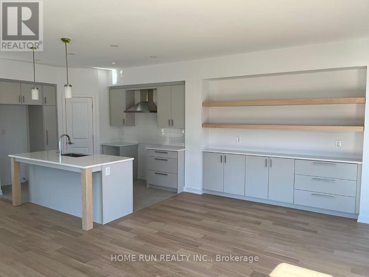 860 Hummock Way, Ottawa, Ontario K2K 0M7 - Photo 5 - X12521648