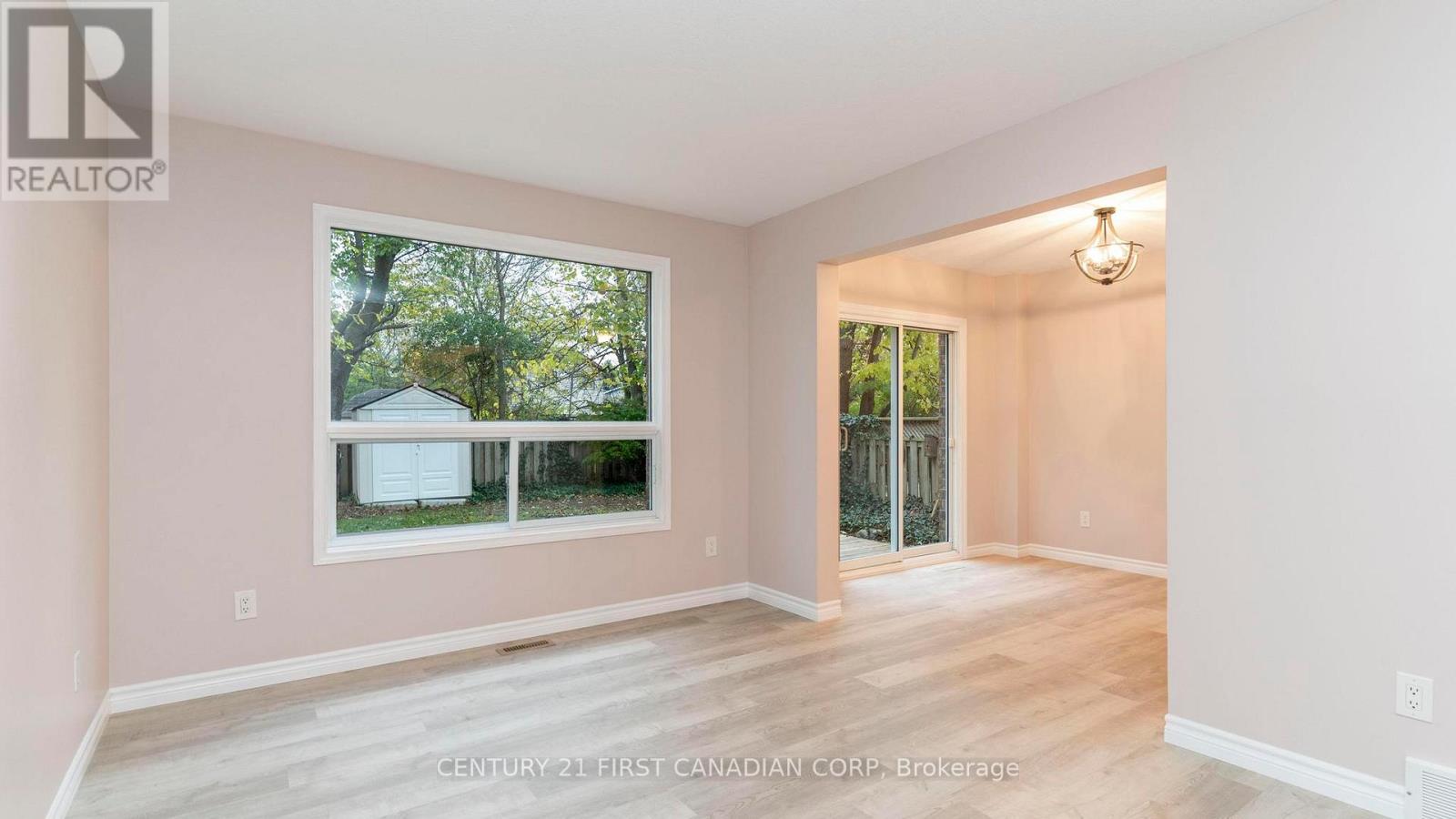 288 Jensen Road, London East (East D), Ontario  N5V 4X3 - Photo 12 - X12521390